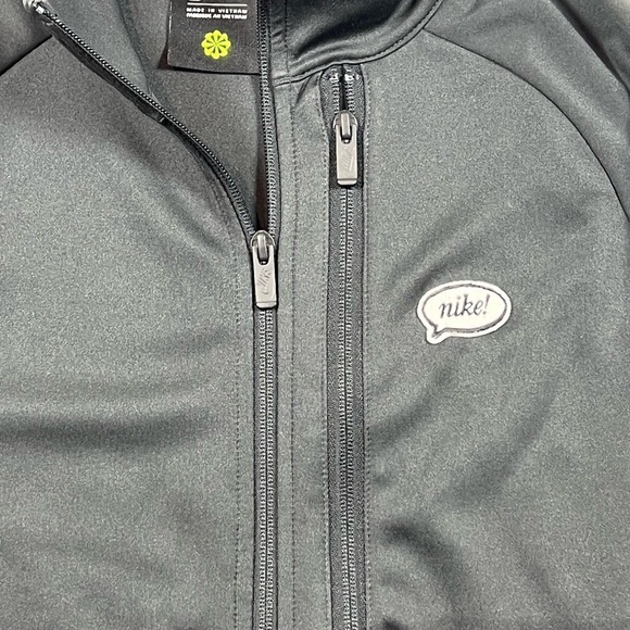 Nike Heritage N98 Men’s Small Full Zip Black Performance Coat Jacket Trainer - Picture 8 of 13